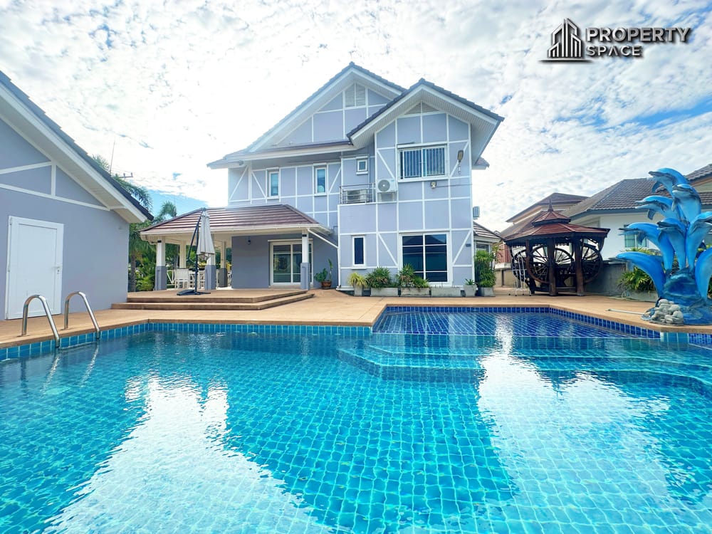 Large 5 Bedroom Pool Villa in East Pattaya Game Room & Large Private Pool Near International School Image 1