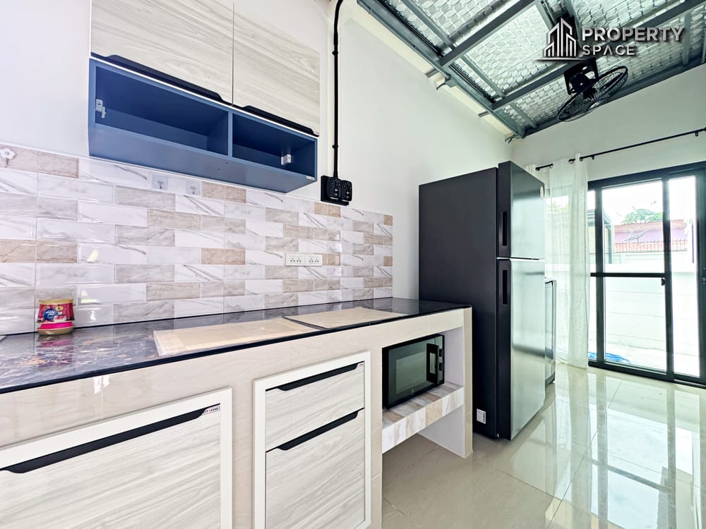 modern-4-bedroom-house-in-baan-fah-greenery-loft-naklua-for-rent-ps2672 6