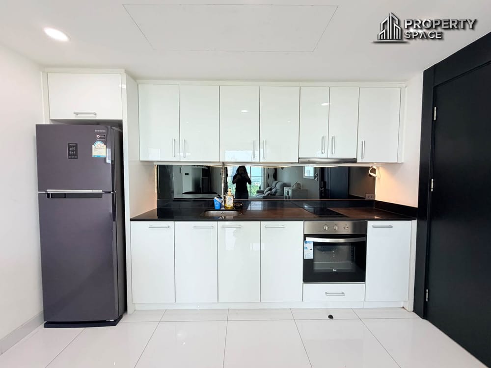 Sea View 2 Bedroom Condo at Sky Residences Pratumnak For Rent Image 6