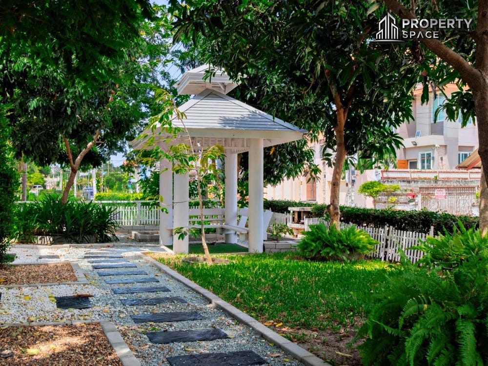 luxury-4-bedroom-pool-villa-in-north-pattaya-480-sqm-land-and-near-sukhumvit-for-sale-ps2680 4