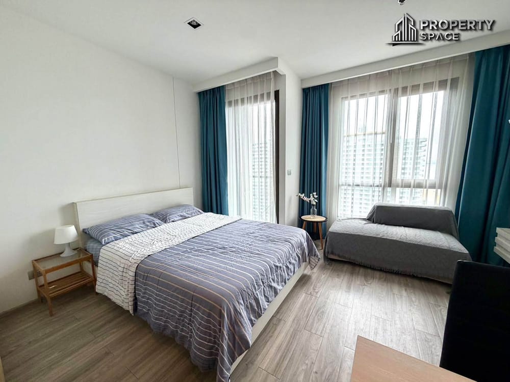 Foreign Quota Sea View Studio In Aeras Beachfront Condo For Sale Image 1