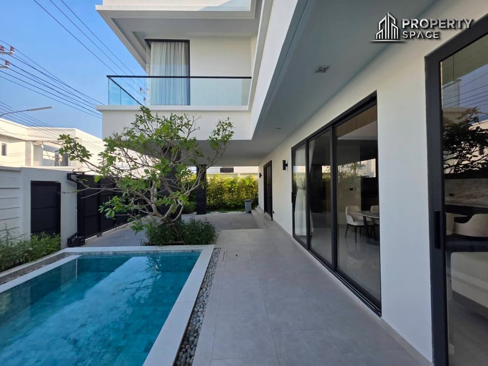 Brand-New Luxury 4 Bedroom Pool Villa at Luxury Vista Villa Pattaya For Rent Image 3
