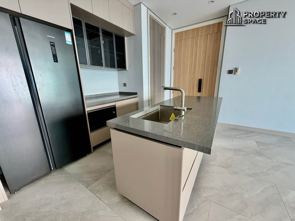 foreign-quota-2-bedroom-sea-view-condo-at-reflection-jomtien-31st-floor-and-extra-large-balcony-ps2693 6