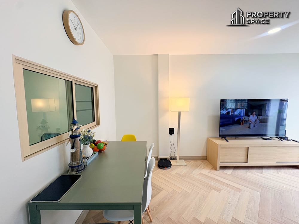 newly-renovated-3-bedroom-townhouse-steps-to-jomtien-beach-for-rent-ps2695 6