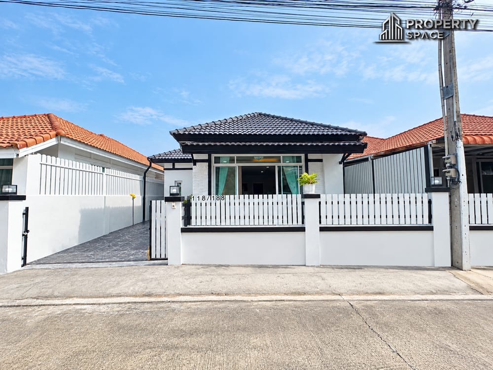 modern-3-bedroom-house-in-twpark-view-siam-country-club-pattaya-for-sale-ps2699 1