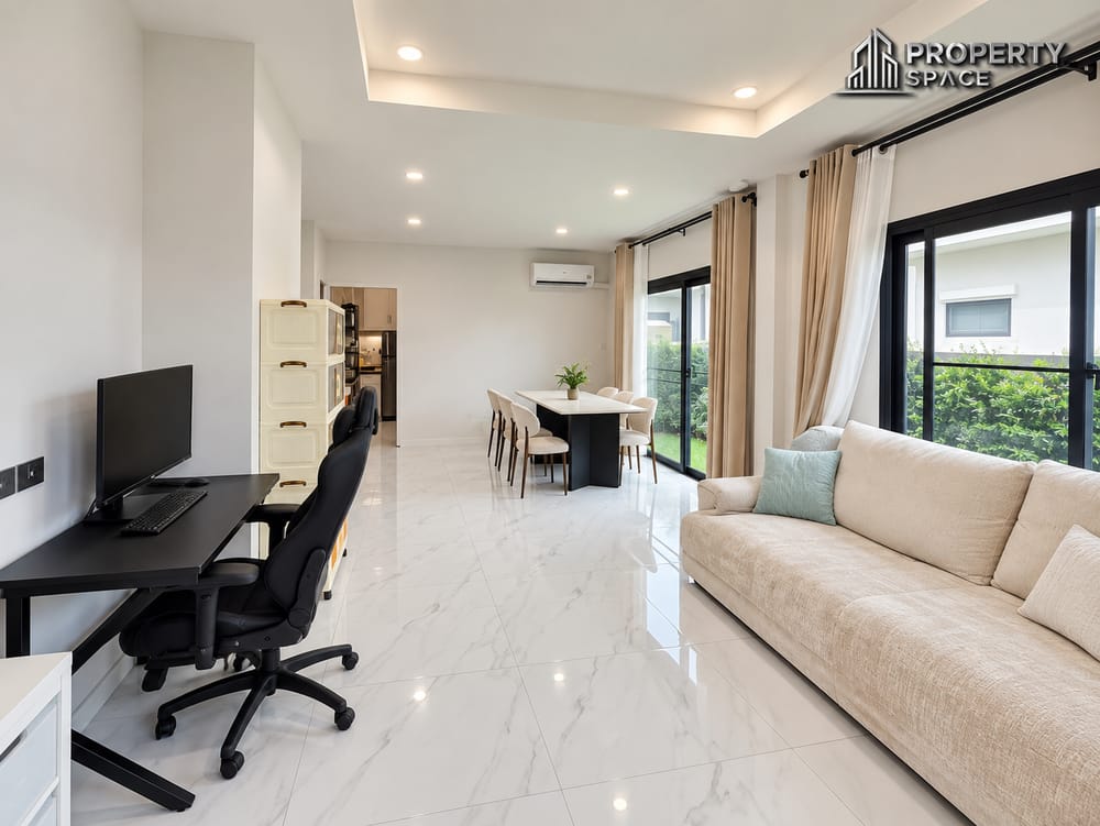 Urgent Sale Modern 4 Bedroom House at Supalai Park Ville Pattaya For Sale Image 5