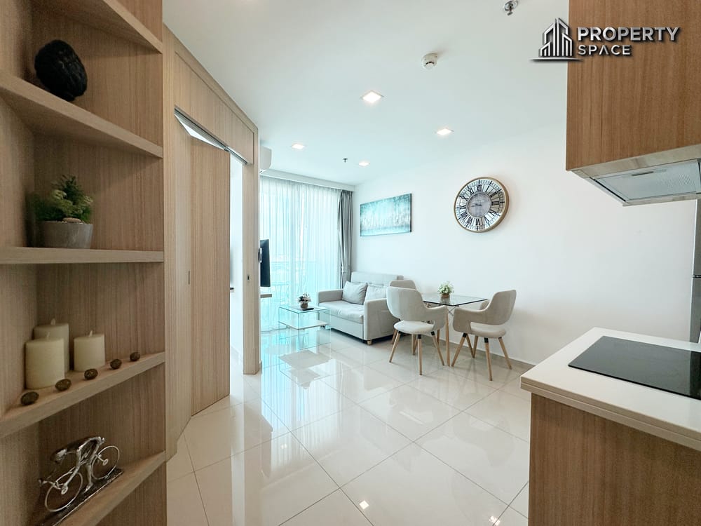 Modern 1 Bedroom City View Condo at City Garden Tower South Pattaya For Rent Image 6