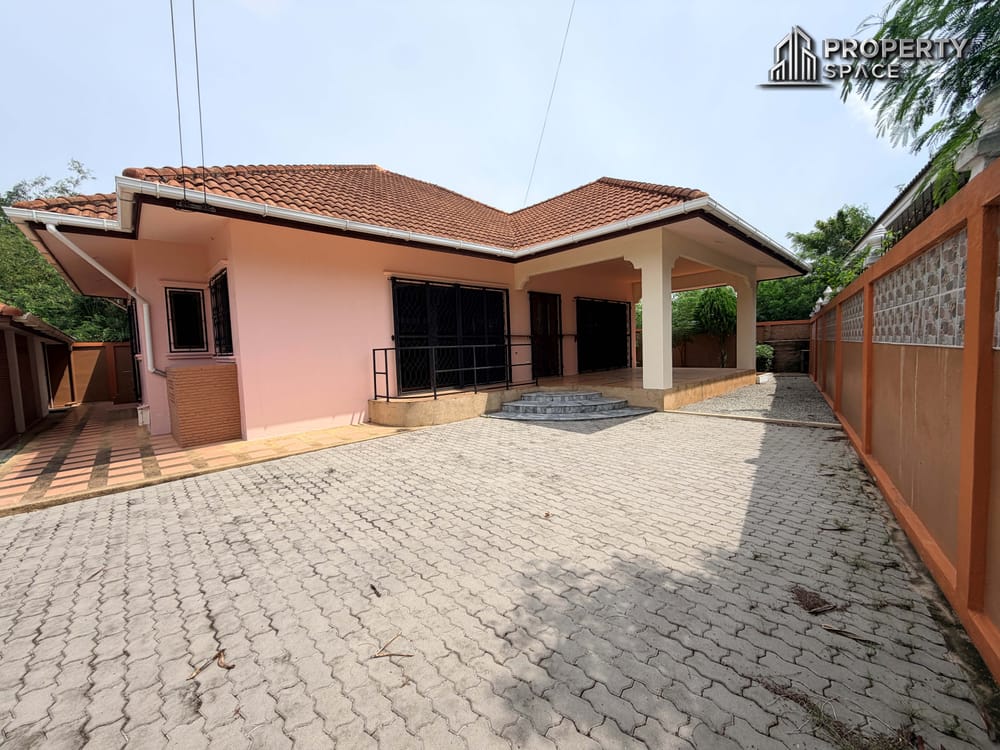 large-792-sqm-land-with-3-bedroom-pool-house-near-regent-international-school-for-sale-ps2731 6