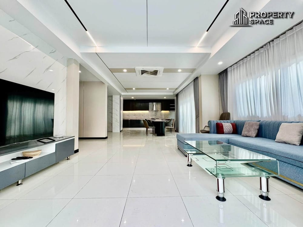 Pet-Friendly Modern 4-Bedroom Pool Villa in The Lake Huai Yai Pattaya Image 3