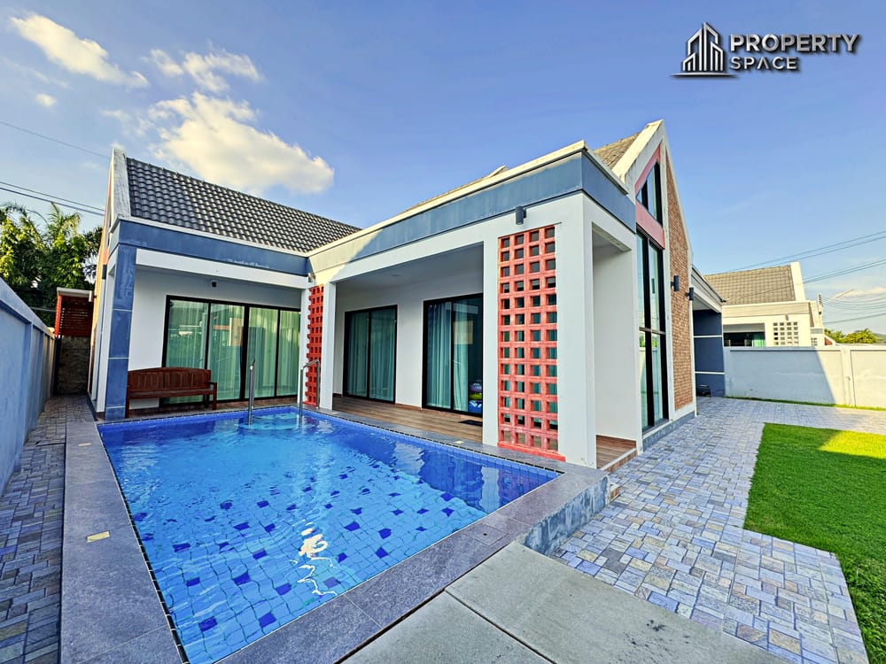 Pet-Friendly 3 Bedroom Pool Villa Near Mabprachan Lake Pattaya For Rent Image 1