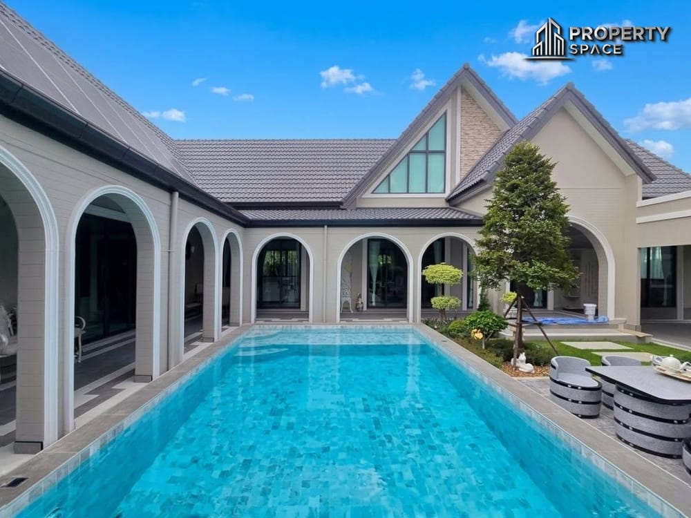 Brand-New Luxury 4 Bedroom Pool Villa Just 50 Metres from Mabprachan Lake For Sale Image 4
