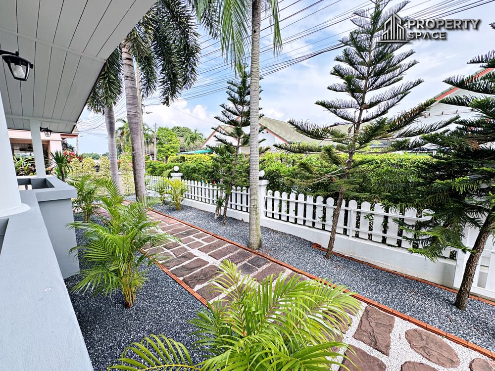 spacious-3-bedroom-house-at-baan-dusit-pattaya-1-huai-yai-for-sale-ps2759 6