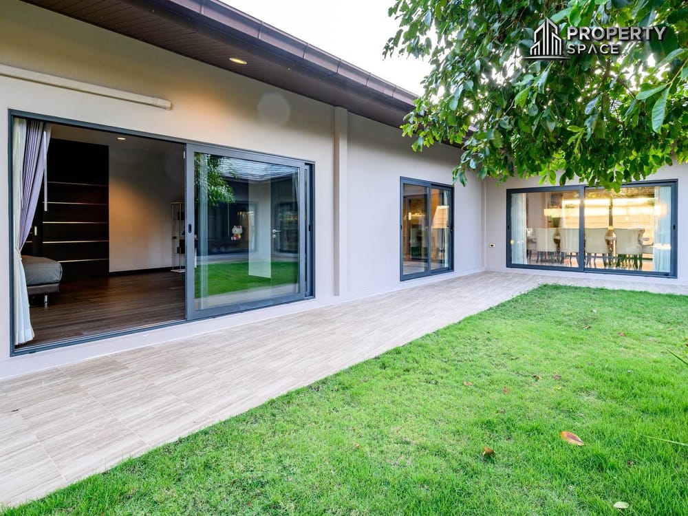 Luxury 4 Bedroom large land Pool Villa at Baan Pattaya 5 For Rent Image 5
