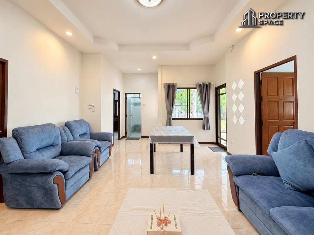 2-bedroom-detached-house-with-private-garden-in-east-pattaya-for-rent-ps2770 6