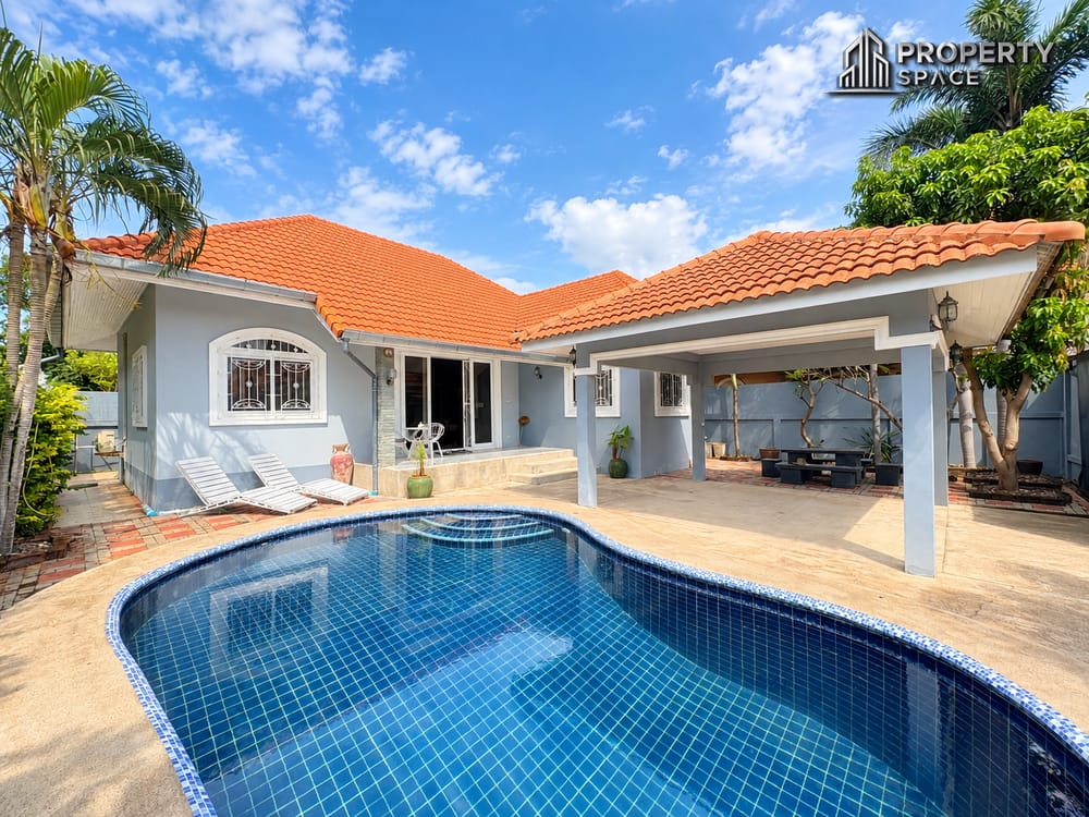 3-Bedroom Private Pool Villa Near Jomtien Beach and Pratumnak Hill, South Pattaya Image 1