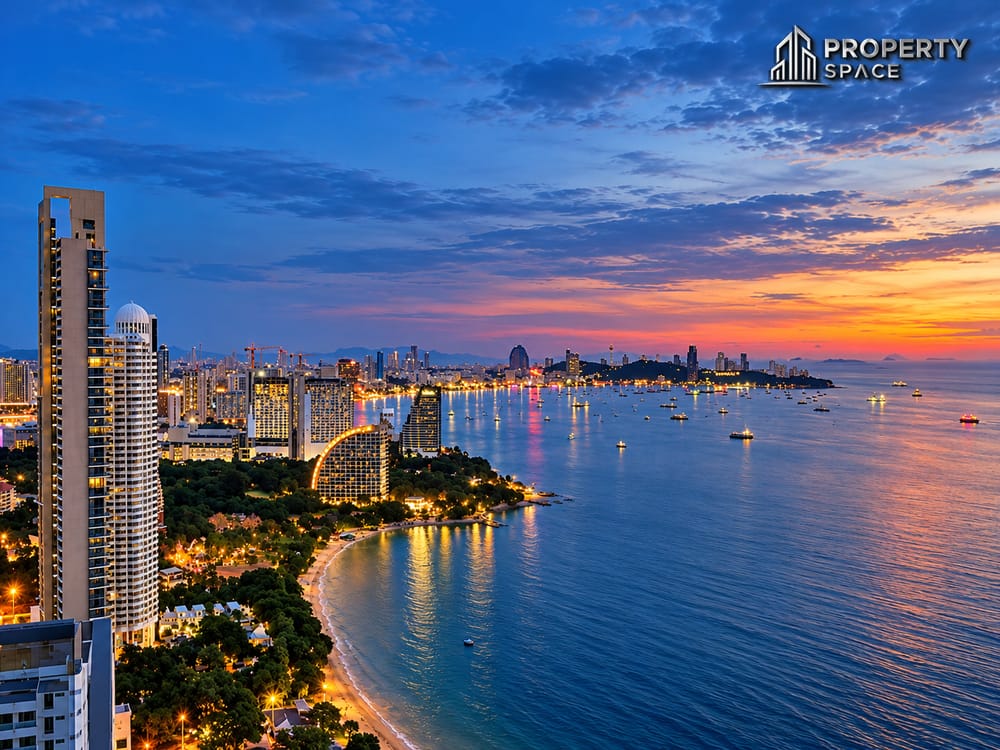 Luxury 2 Bedroom (FQ) Sea View Condo at Arom Wongamat Beachfront For Sale Image 4