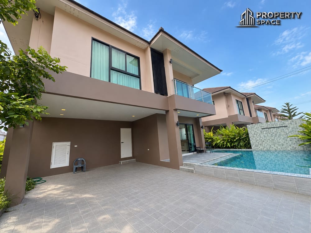 Modern 4 Bedroom Private Pool Villa at The Lake Huai Yai Pattaya For Rent Image 4