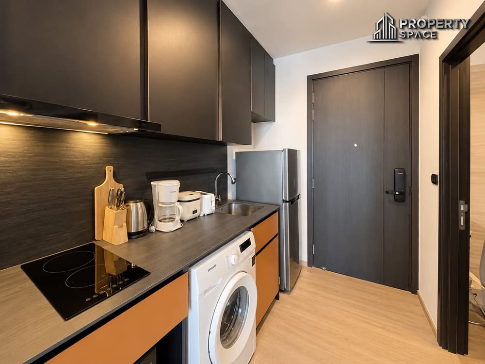 modern-fq-studio-condo-with-city-view-at-edge-central-pattaya-for-sale-ps2789 6