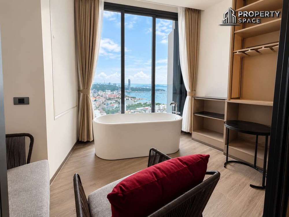 Luxury Sea View 1-Bedroom Condo for Sale in EDGE Central Pattaya Image 3