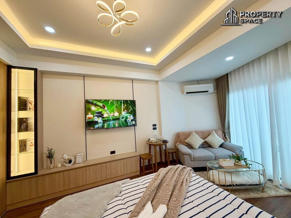 beautifully-renovated-studio-condo-at-view-talay-1-pattaya-for-sale-ps2805 6