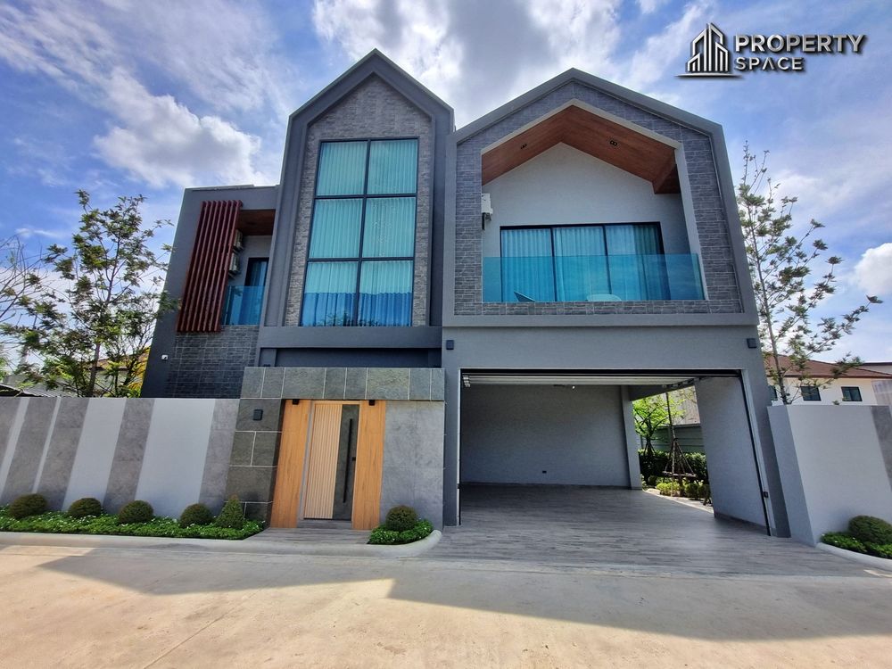 Luxurious 4 Bedroom Pool Villa In Madcha Le Villa Pattaya For Sale Image 4