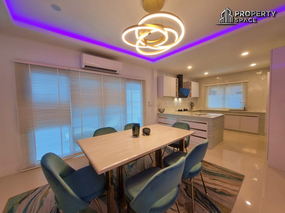 Modern Pool Villa 4 Bedroom near Jomtien Beach For Rent Image 10