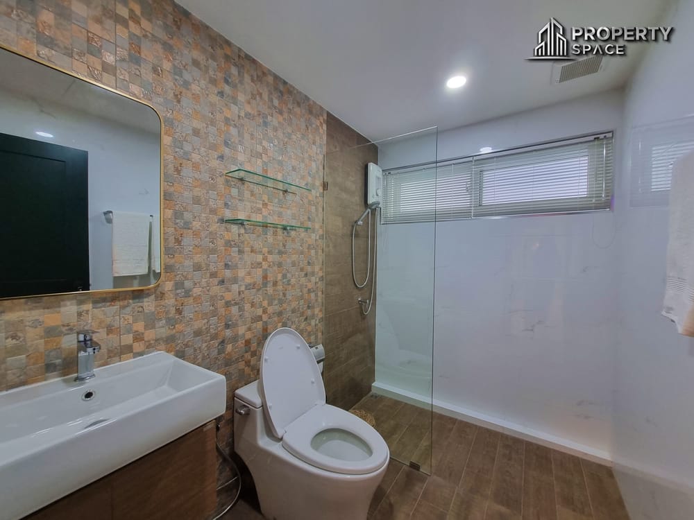 Modern Pool Villa 4 Bedroom near Jomtien Beach For Rent Image 28