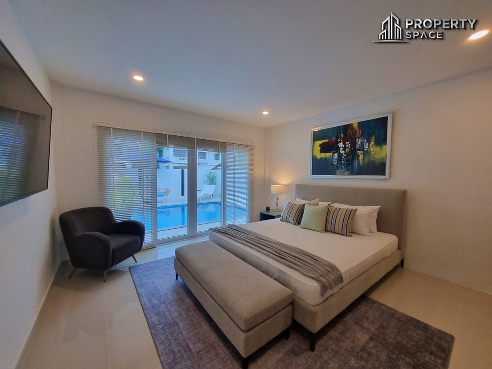 Modern Pool Villa 4 Bedroom near Jomtien Beach For Rent Image 29