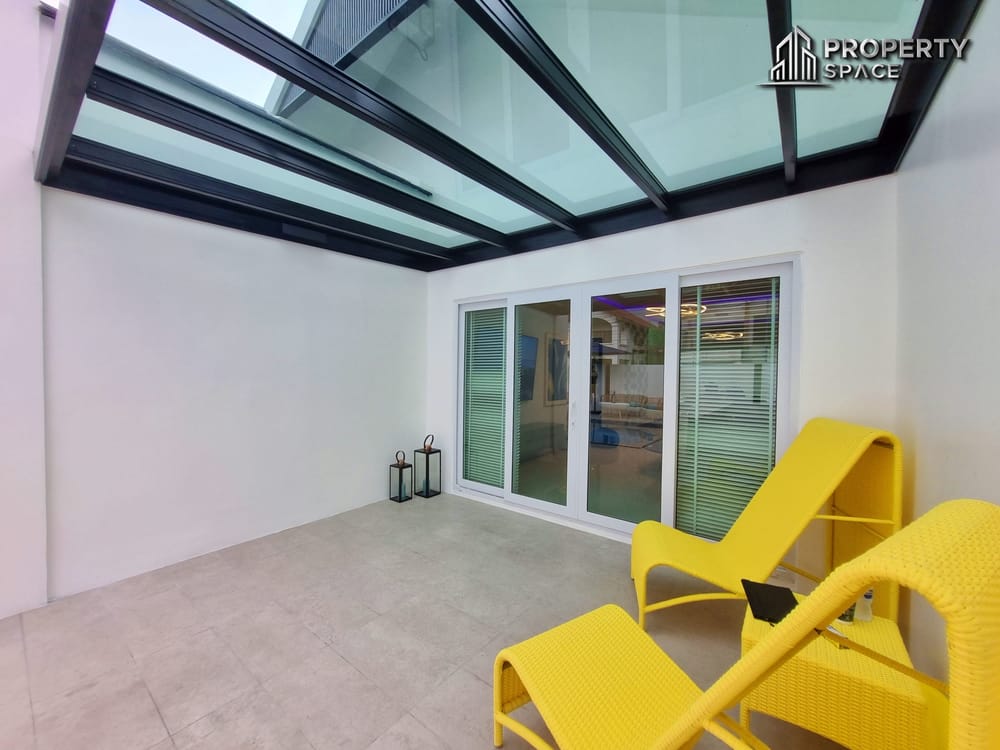 Modern Pool Villa 4 Bedroom near Jomtien Beach For Rent Image 6