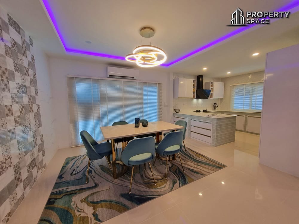 Modern Pool Villa 4 Bedroom near Jomtien Beach For Rent Image 9