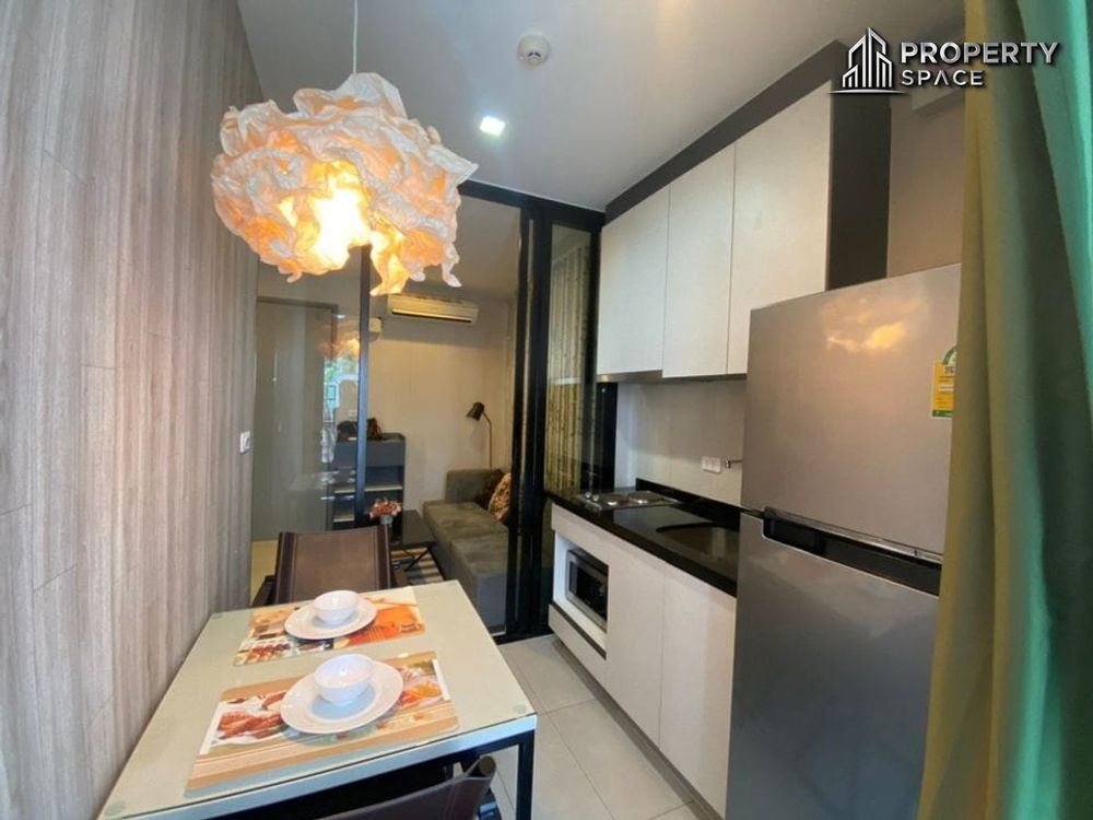 1 Bedroom In The Base Central Pattaya Condo For Sale Image 6