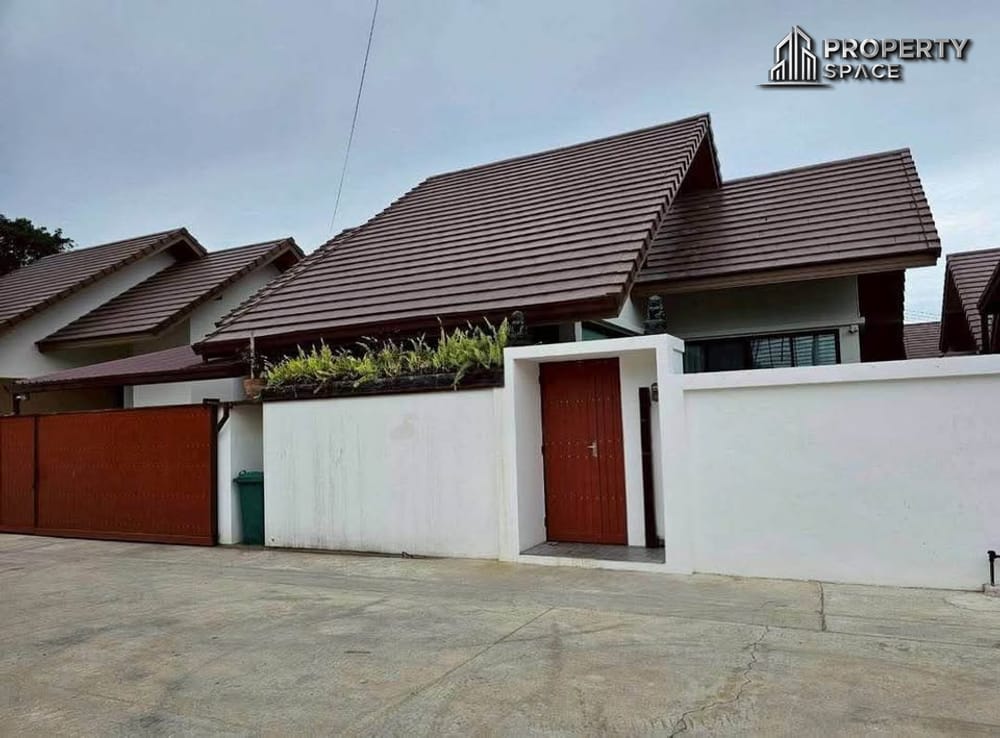 Pet Friendly 2 Bedroom Villa In The Maple Pattaya For Rent Image 1