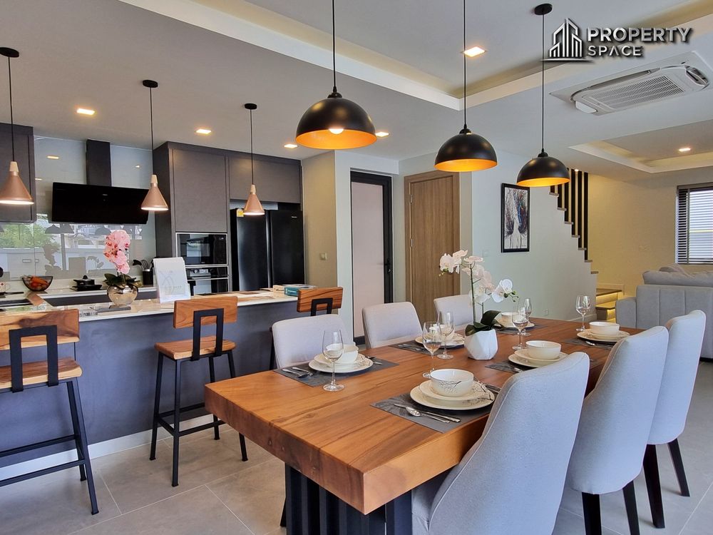 Brand New 4 Bedroom Pool Villa In Central Pattaya For Sale Image 15