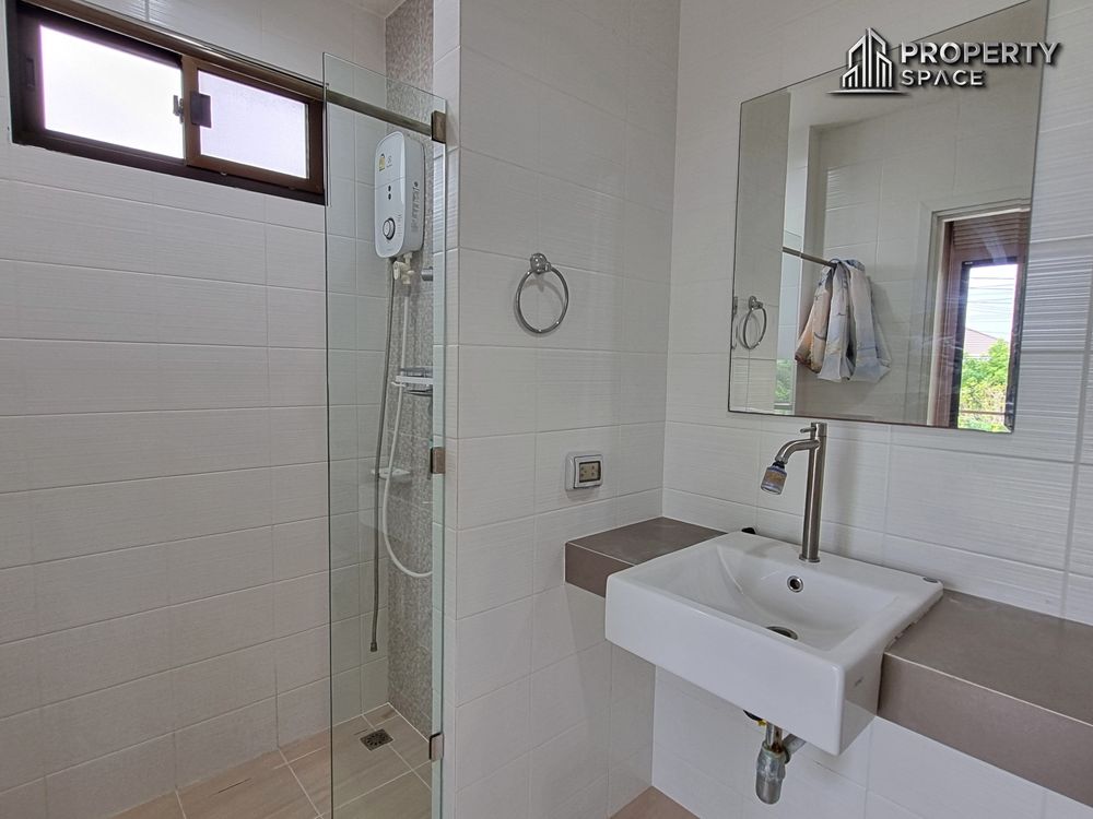 3 Bedroom Townhouse In The Delight Cozy Pattaya For Sale Image 25