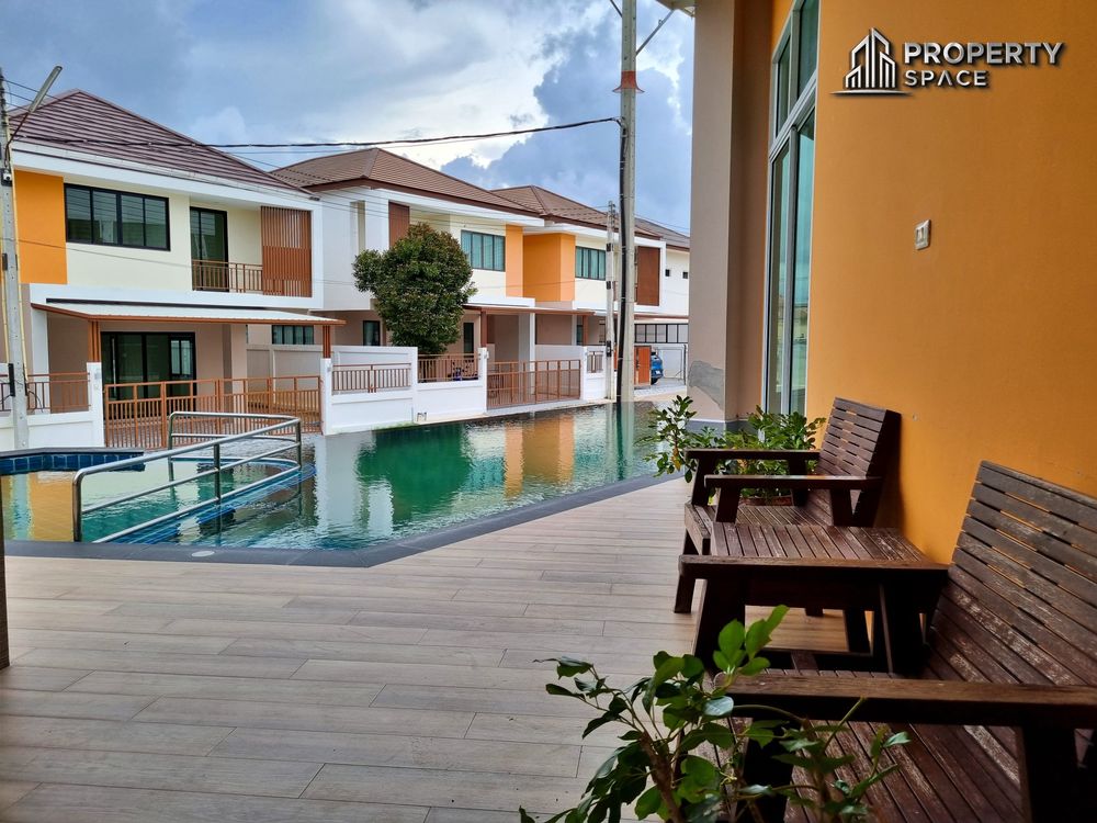 3 Bedroom Townhouse In The Delight Cozy Pattaya For Sale Image 37