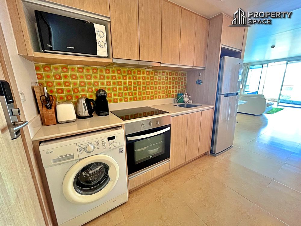 Sea View 2 Bedroom In The Cliff Condo Pattaya For Sale Image 7