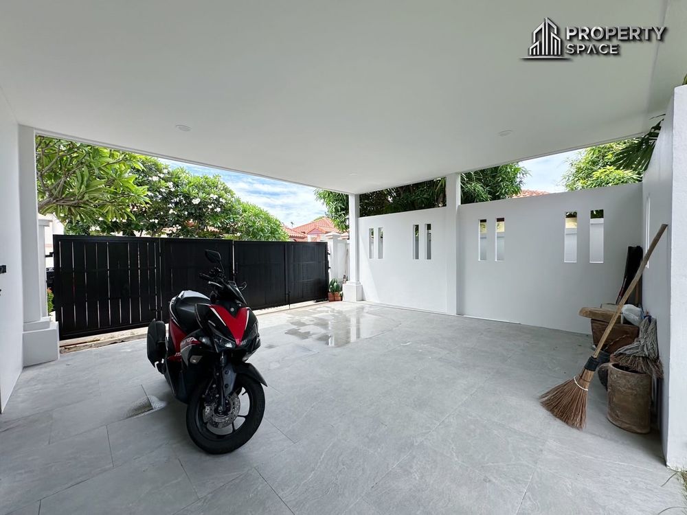 4 Bedroom Pool Villa In Baan Balina Pattaya For Sale And Rent Image 21