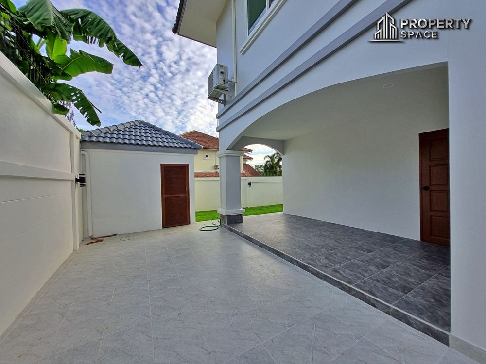 Huge 5 Bedroom Pool Villa Near Mabprachan Lake Pattaya For Sale Image 32