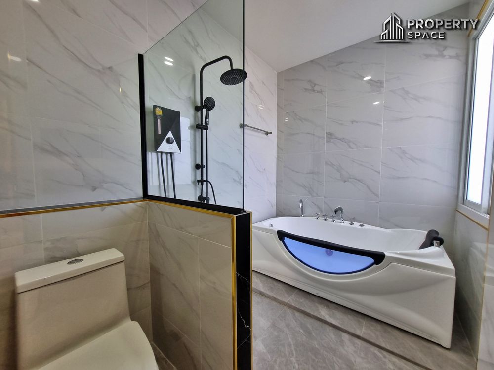 3 Bedrooms Modern Pool Villa In Huay Yai Pattaya For Rent Image 16