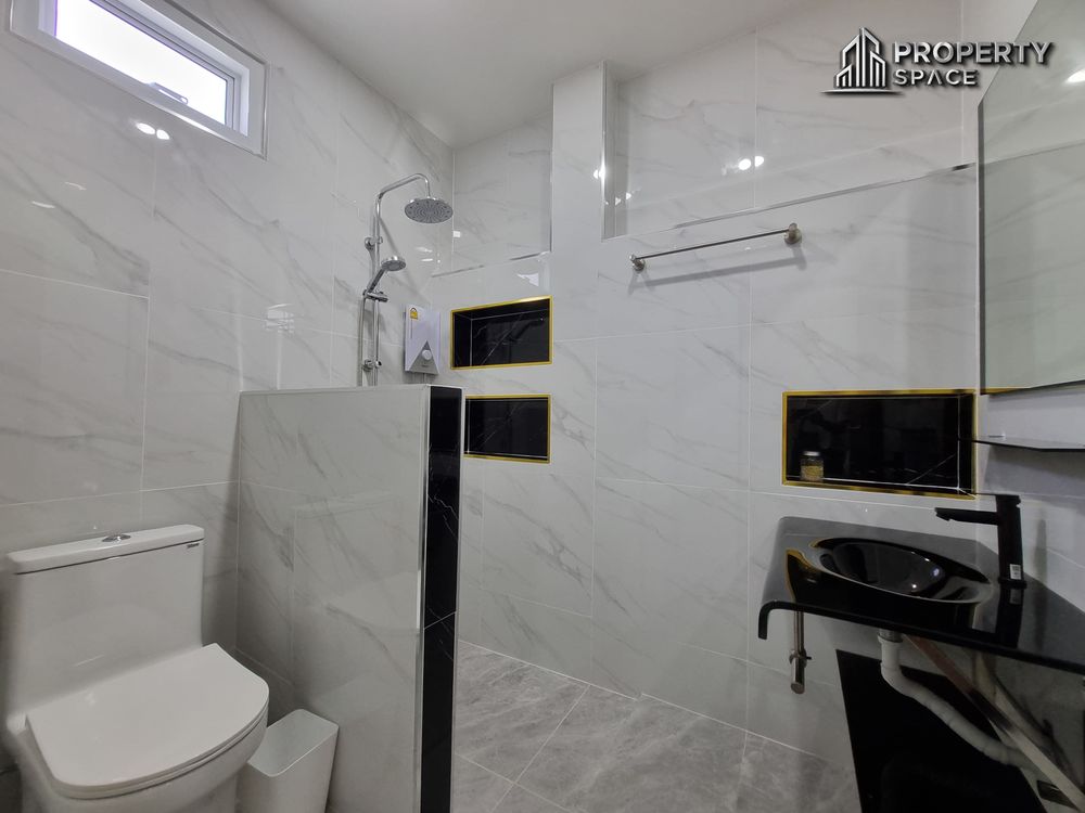 3 Bedrooms Modern Pool Villa In Huay Yai Pattaya For Rent Image 19