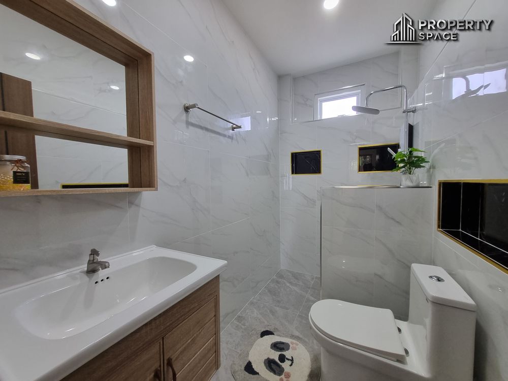 3 Bedrooms Modern Pool Villa In Huay Yai Pattaya For Rent Image 23
