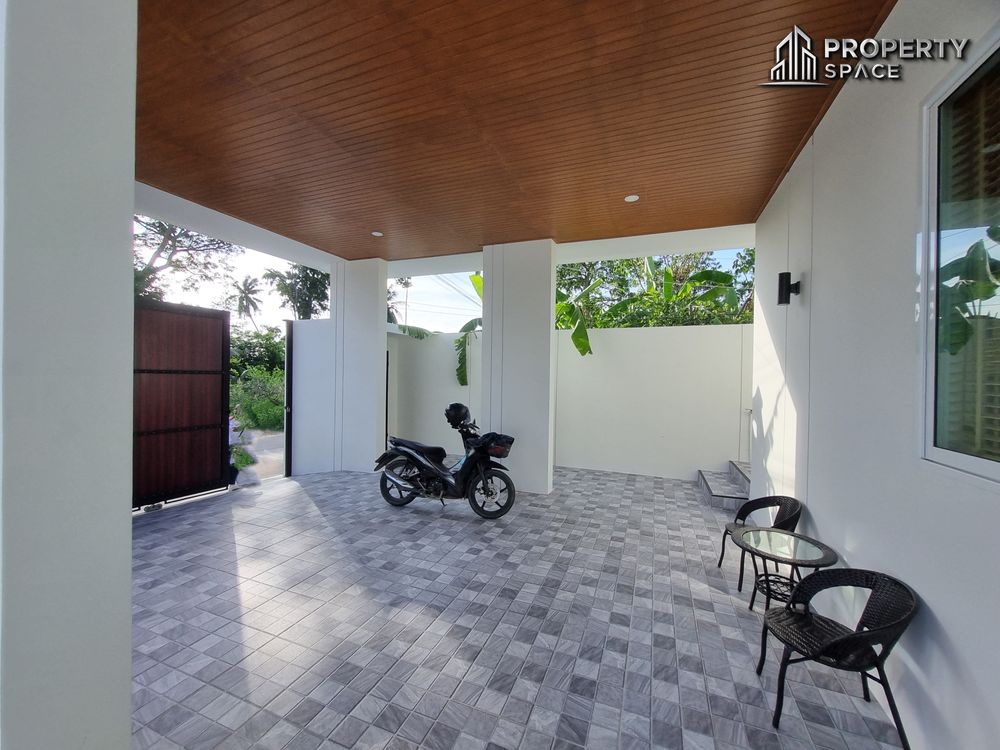 3 Bedrooms Modern Pool Villa In Huay Yai Pattaya For Rent Image 26