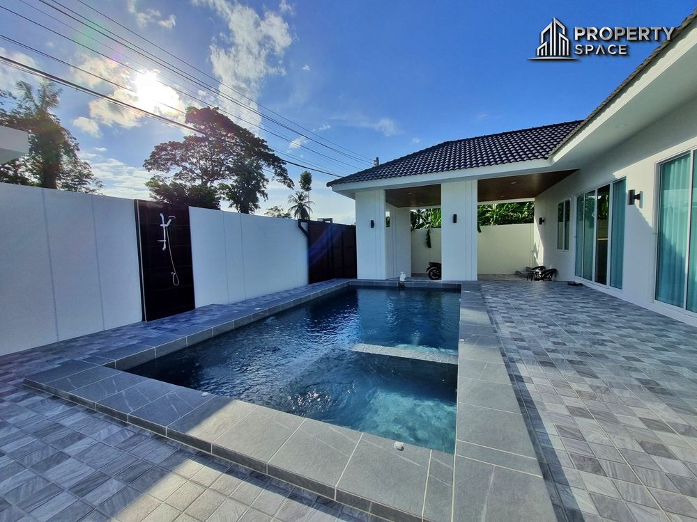 3 Bedrooms Modern Pool Villa In Huay Yai Pattaya For Rent Image 28