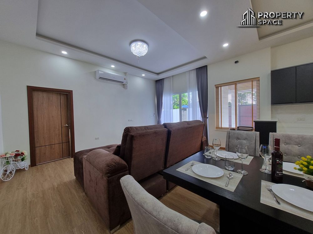 3 Bedrooms Modern Pool Villa In Huay Yai Pattaya For Rent Image 6