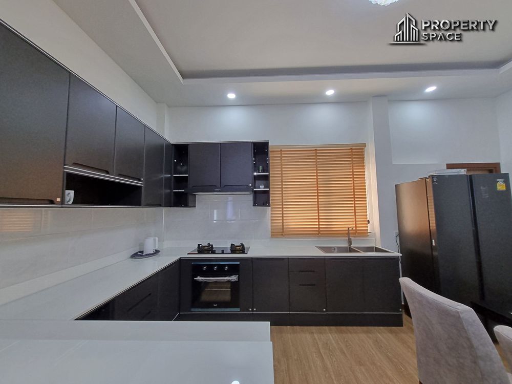 3 Bedrooms Modern Pool Villa In Huay Yai Pattaya For Rent Image 8