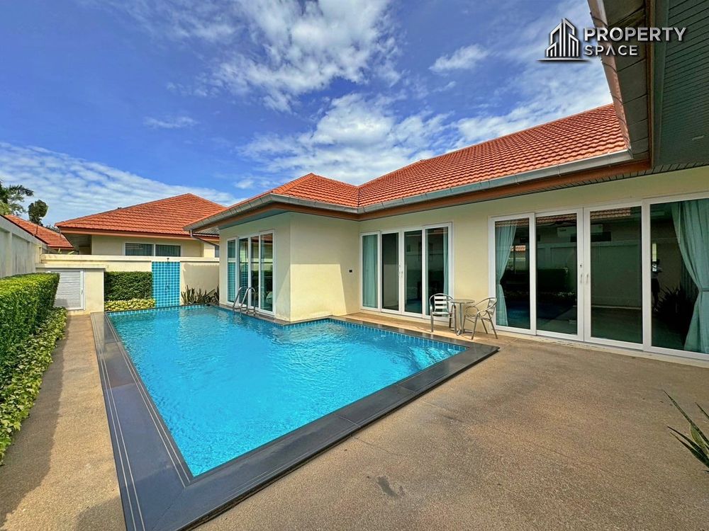  Modern 4 Bedroom Pool Villa In East Pattaya For Rent Image 1