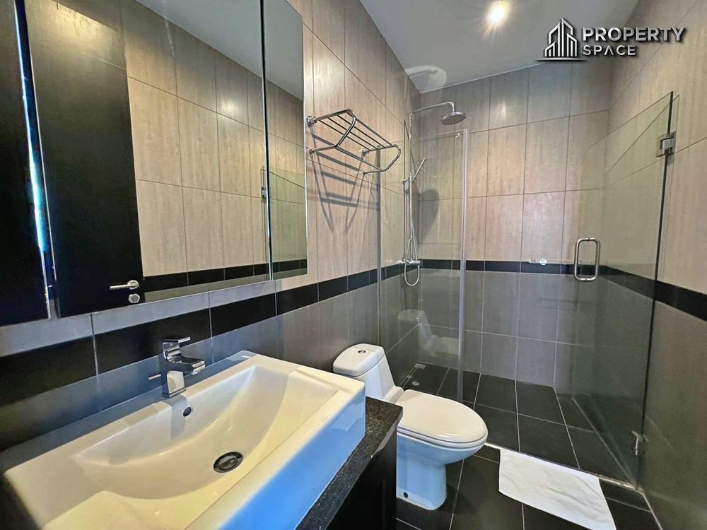  Modern 4 Bedroom Pool Villa In East Pattaya For Rent Image 26