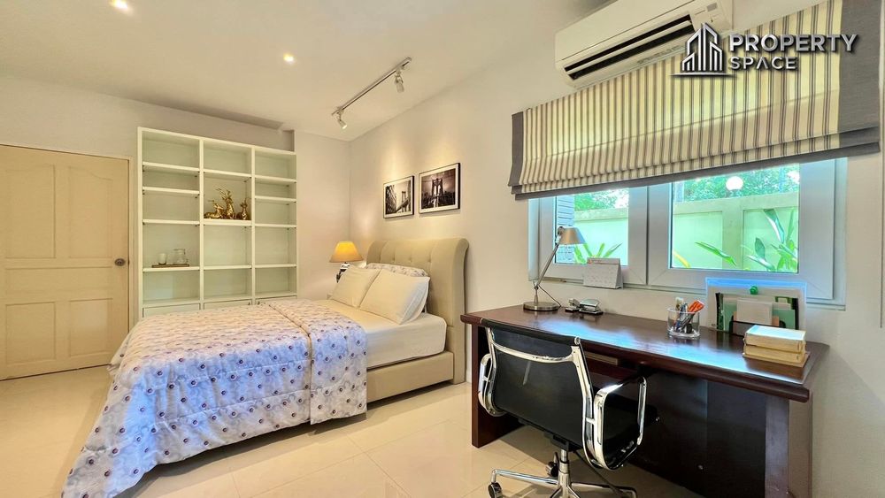 2 Bedroom In Vn Residence 2 In Pratamnak Pattaya For Sale Image 31