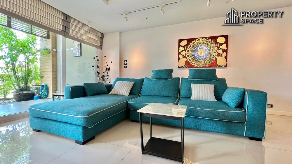 2 Bedroom In Vn Residence 2 In Pratamnak Pattaya For Sale Image 6