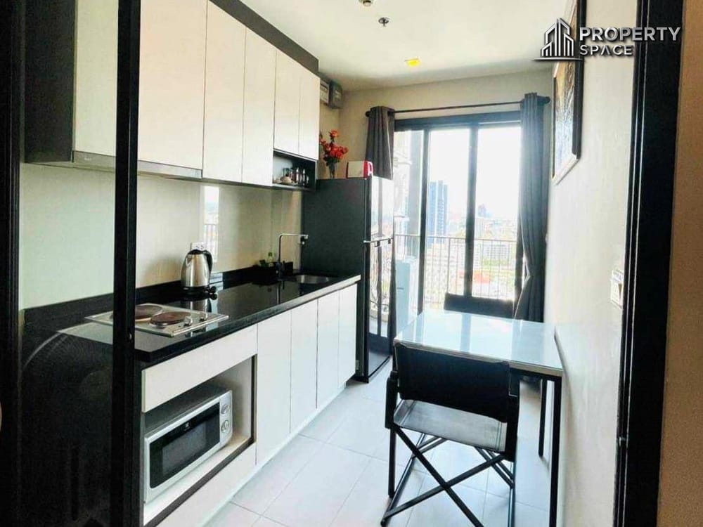 1 Bedroom In The Base Central Pattaya For Sale  Image 8